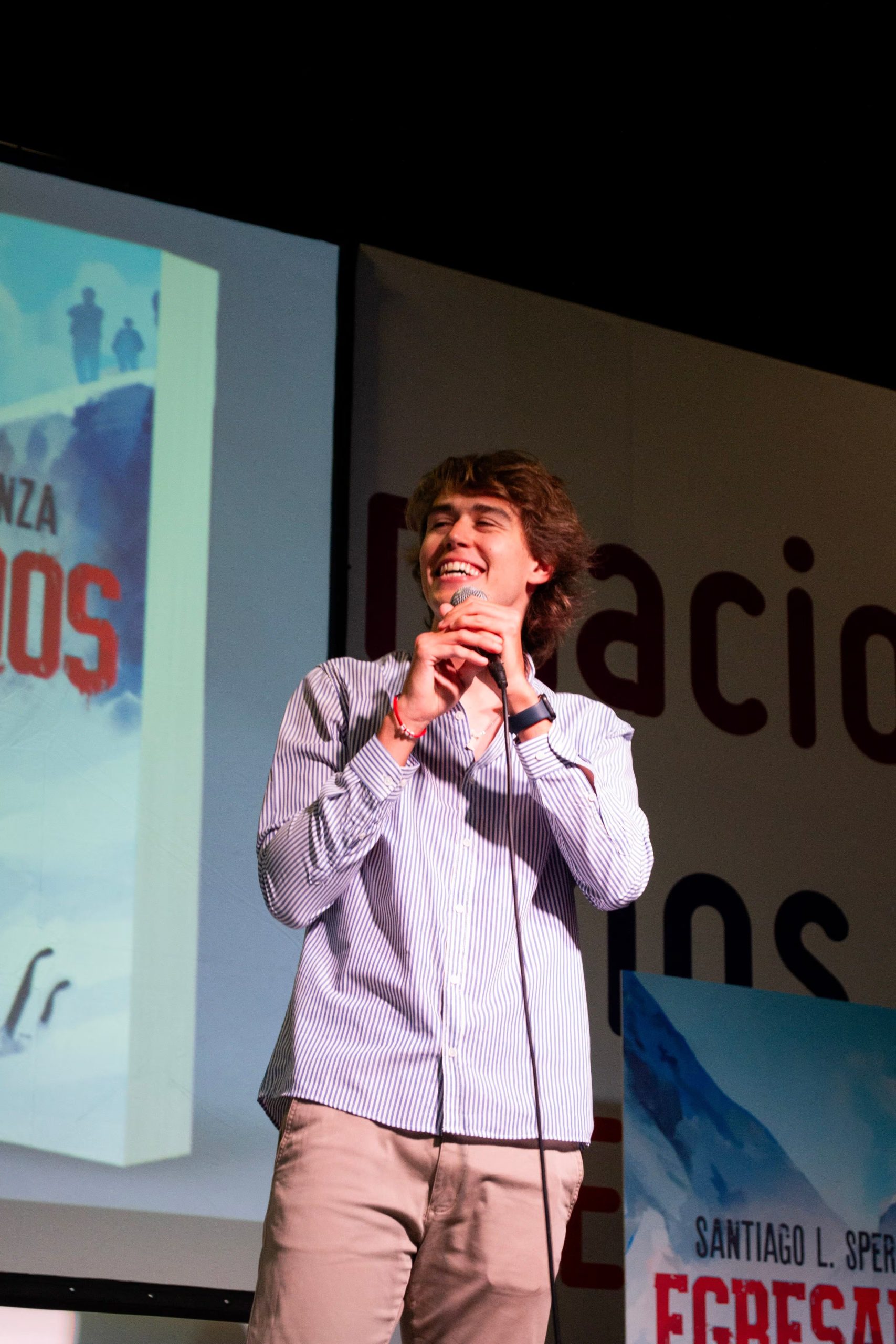 Santiago Speranza investiga hábitos y códigos de adolescentes para dar verosimilitud a sus personajes y ya trabaja en un nuevo thriller juvenil para 2027 - (Gentileza de Santiago Speranza)