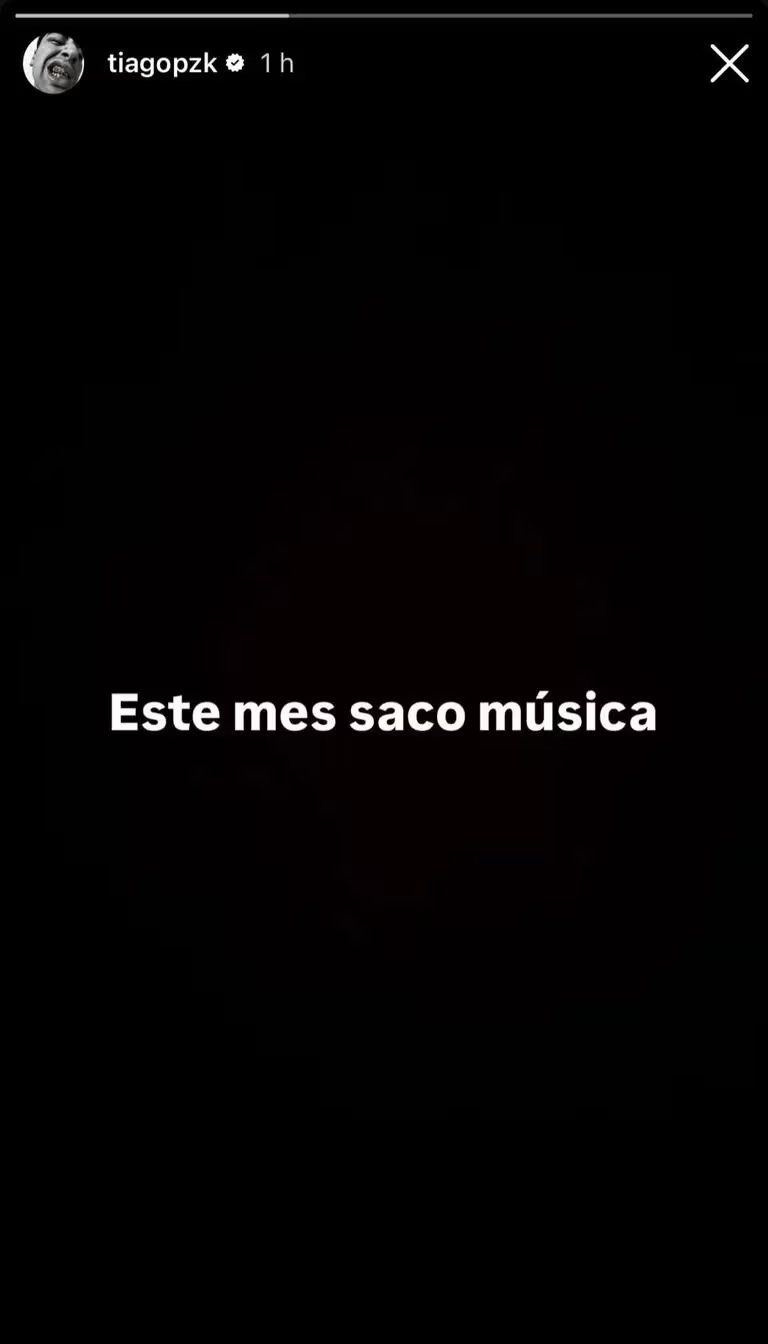 El cantante Tiago PZK anuncia un nuevo lanzamiento musical para este mes a través de una historia en su cuenta oficial de Instagram.