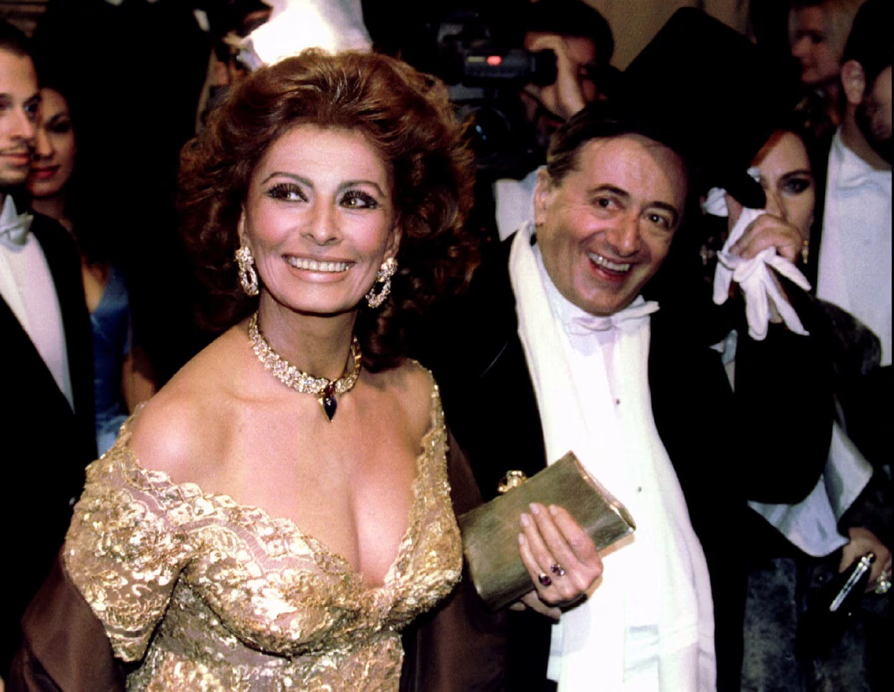 Su relación con la moda italiana vinculó su imagen con diseñadores y casas como Emilio Schuberth, Pierre Balmain, Christian Dior, Valentino y Giorgio Armani (REUTERS/Michael Leckel)