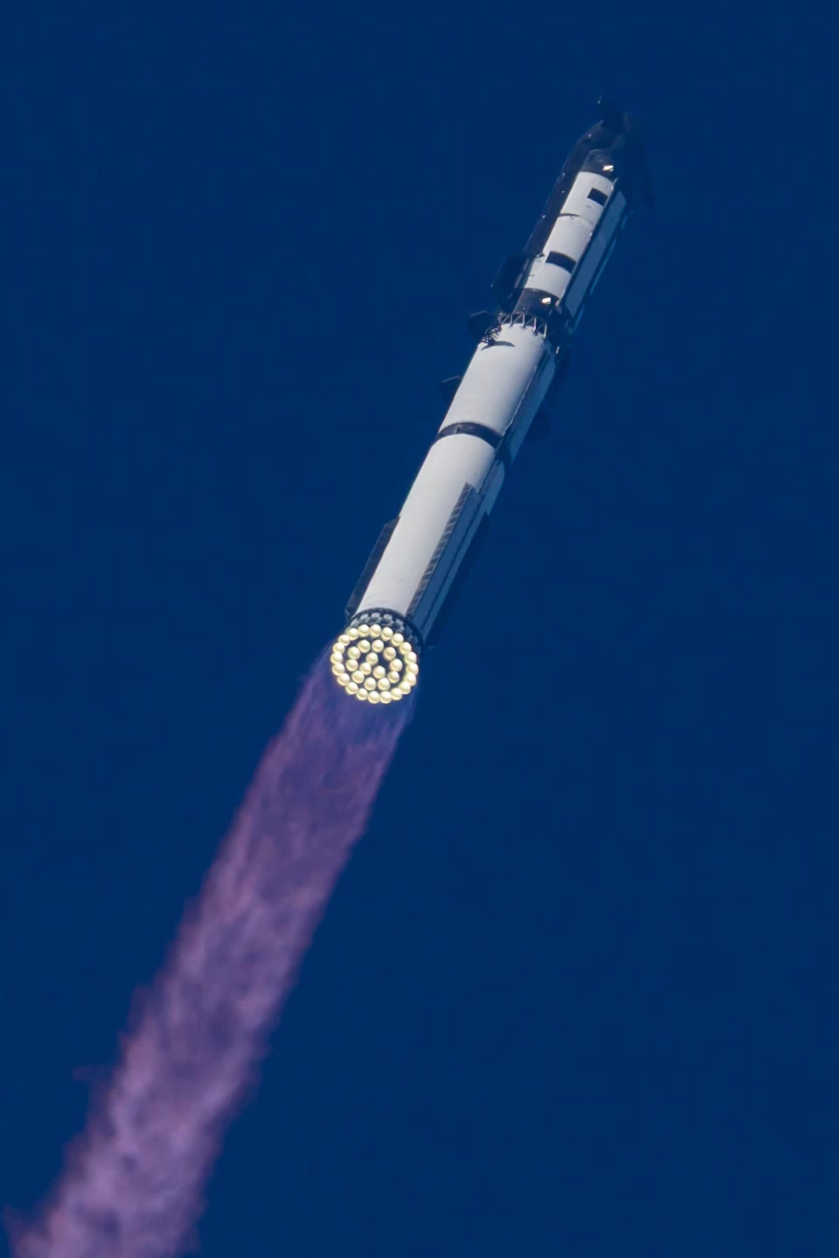 Tres satélites con cámaras observarán el exterior de Ship tras su despliegue, para aportar datos sobre su escudo térmico durante el vuelo orbital - Europa Press