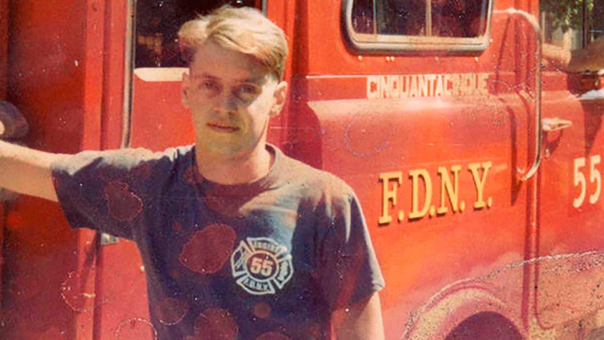 Antes de convertirse en una figura reconocida de Hollywood, Buscemi formó parte del FDNY durante cuatro años (Buscemi vía Time)