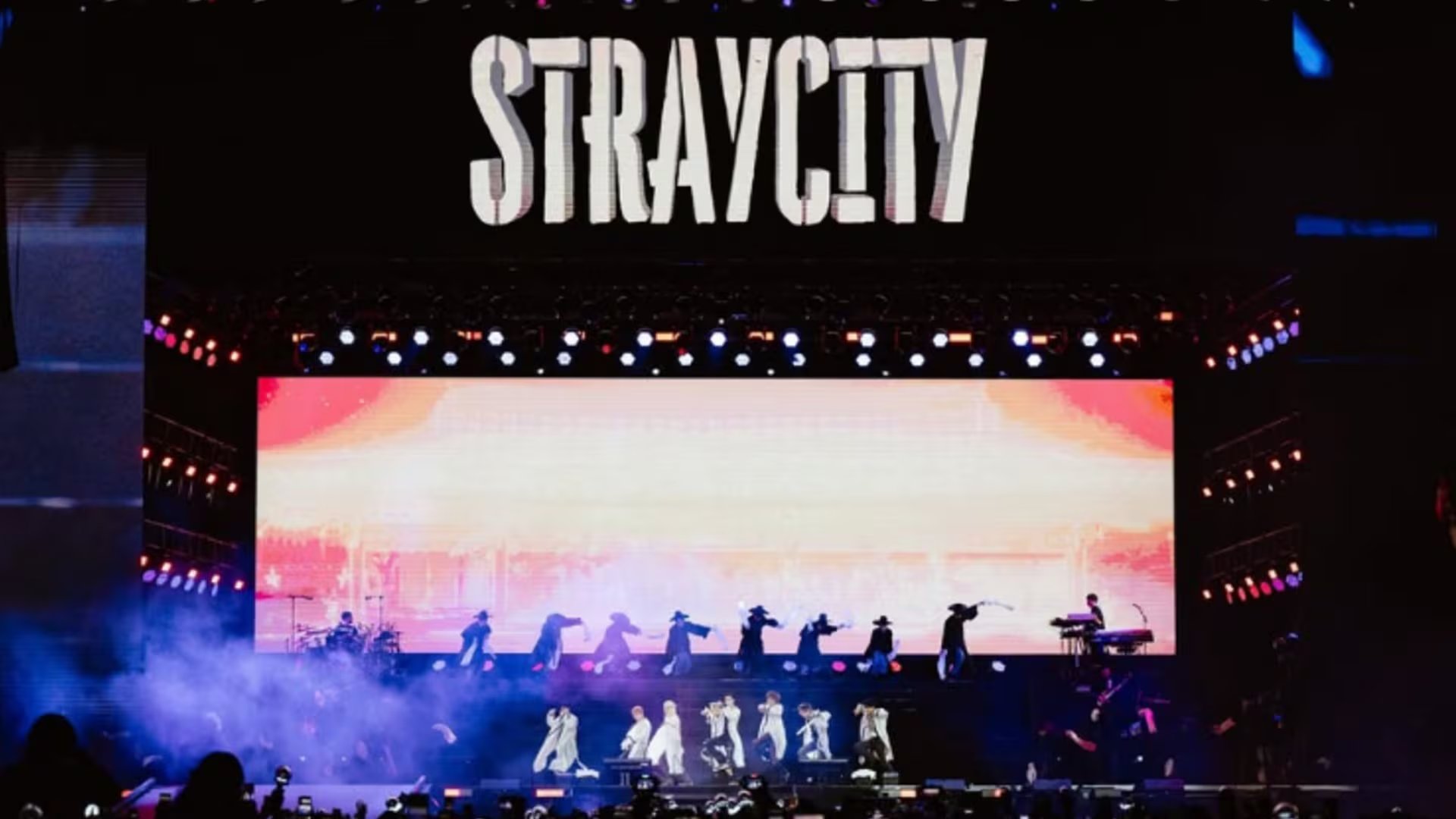 Una adolescente murió antes de ingresar al show de Stray Kids (DF Entertainment)