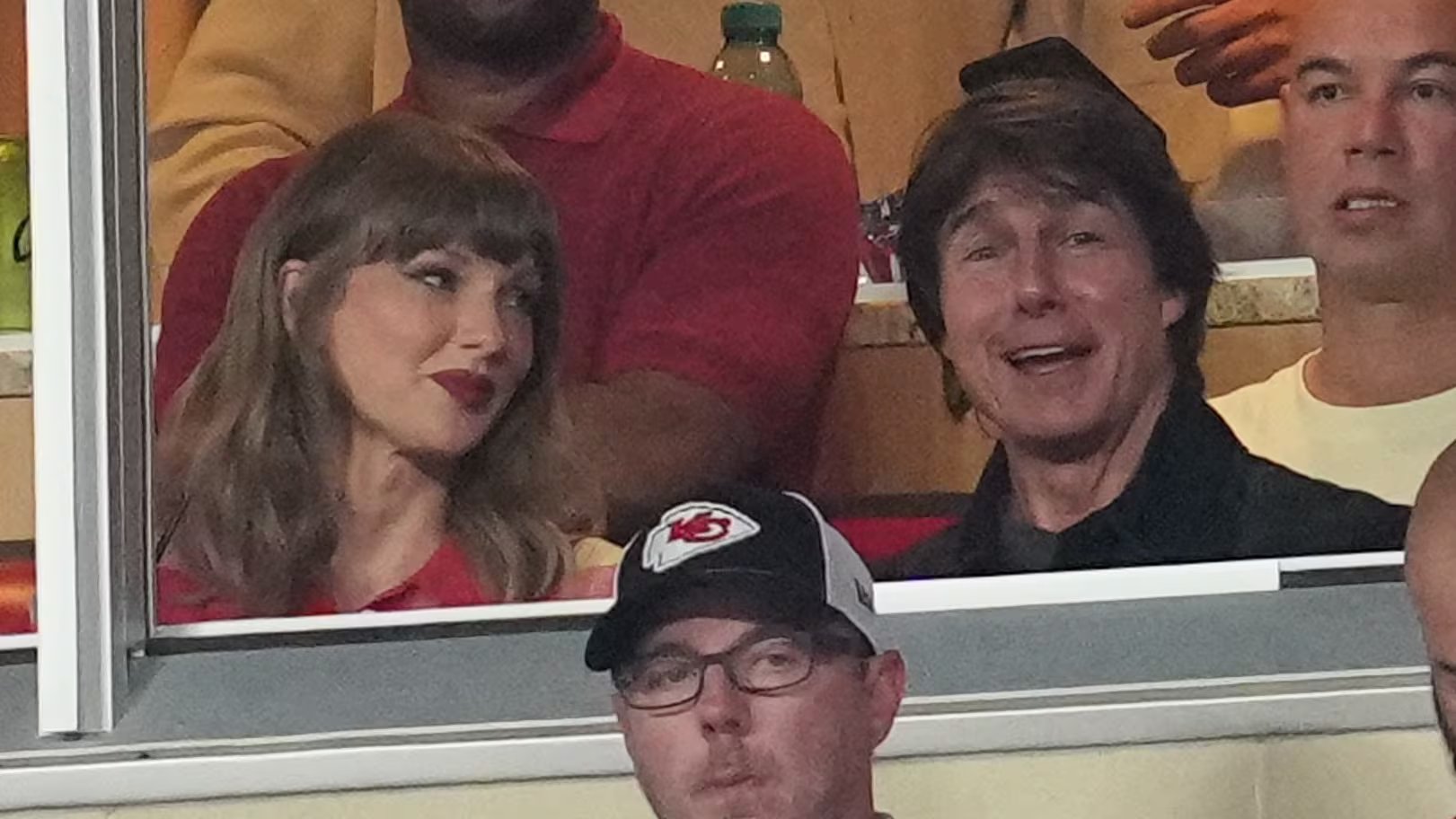Tom Cruise recordó cómo fue compartir la suite con Taylor Swift. (Jay Biggerstaff-Imagn Images)