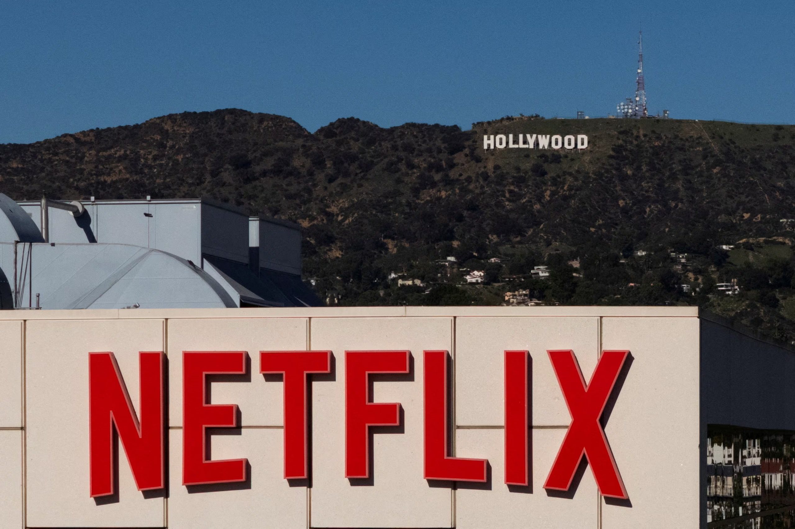 Existen tres indicios que permiten comprobar si el dispositivo perdió compatibilidad con Netflix. REUTERS/Daniel Cole/File Photo