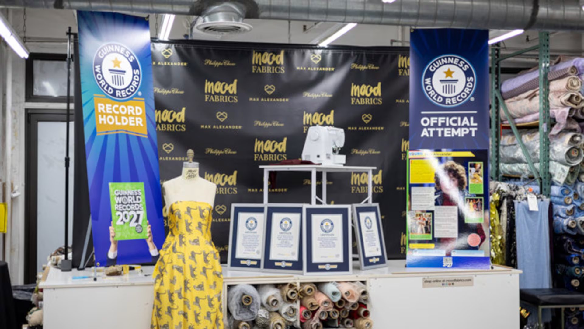 La colección de Max Alexander combina telas suaves, estampados de animales y motivos satinados elaborados con poliéster reciclado.