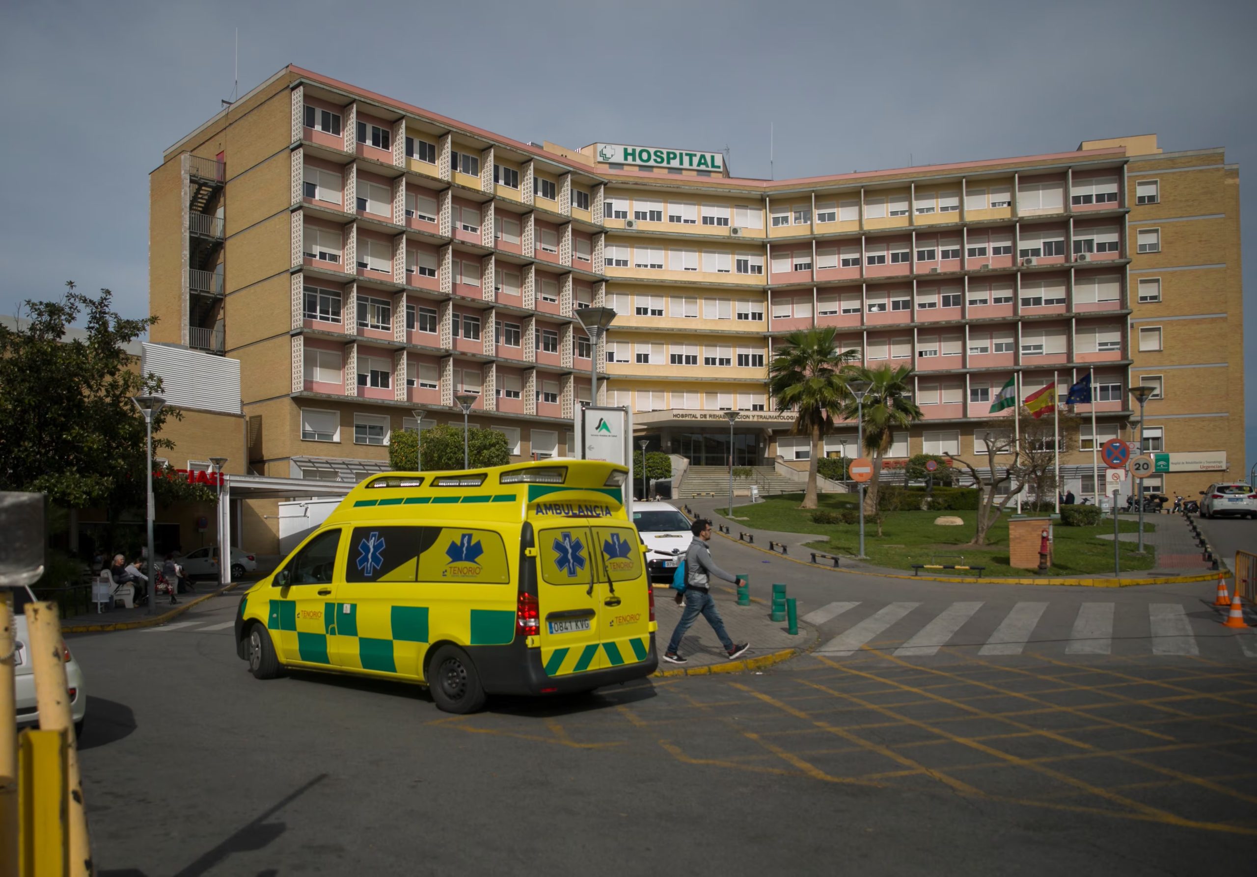Fachada del Hospital Universitario Virgen del Rocío, Sevilla (María José López - Europa Press)

