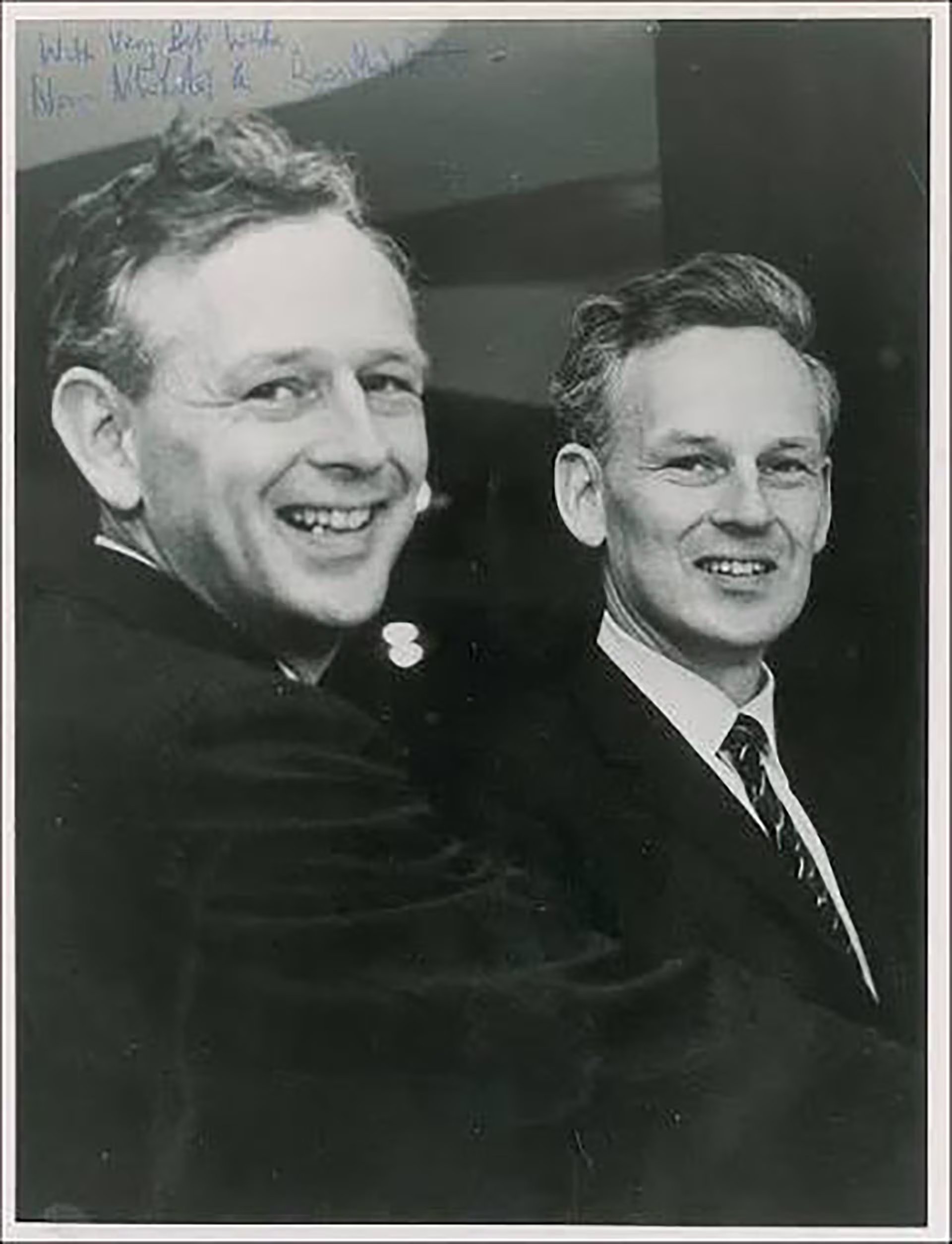La empresa Guinness Superlatives quedó constituida el 30 de noviembre de 1954 en la ciudad de Londres (Unique Music World)