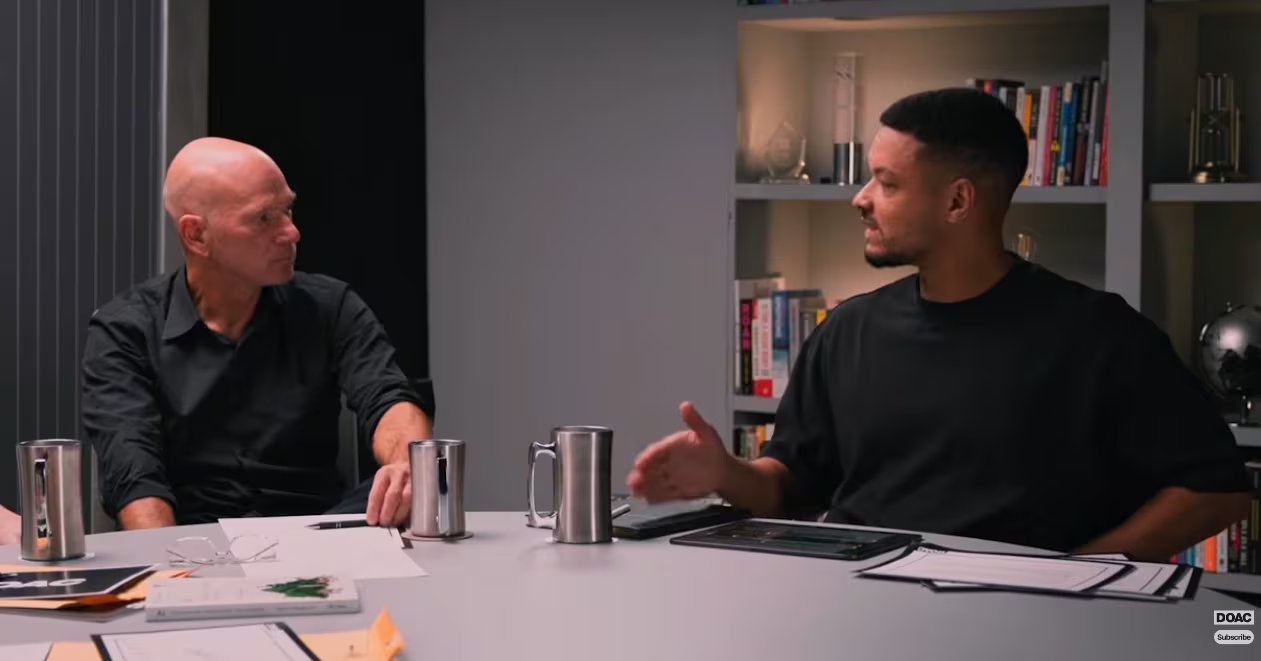 Andrew Mcafee con Steven Bartlett en The Diary Of A CEO (Captura video: The Diary Of A CEO)