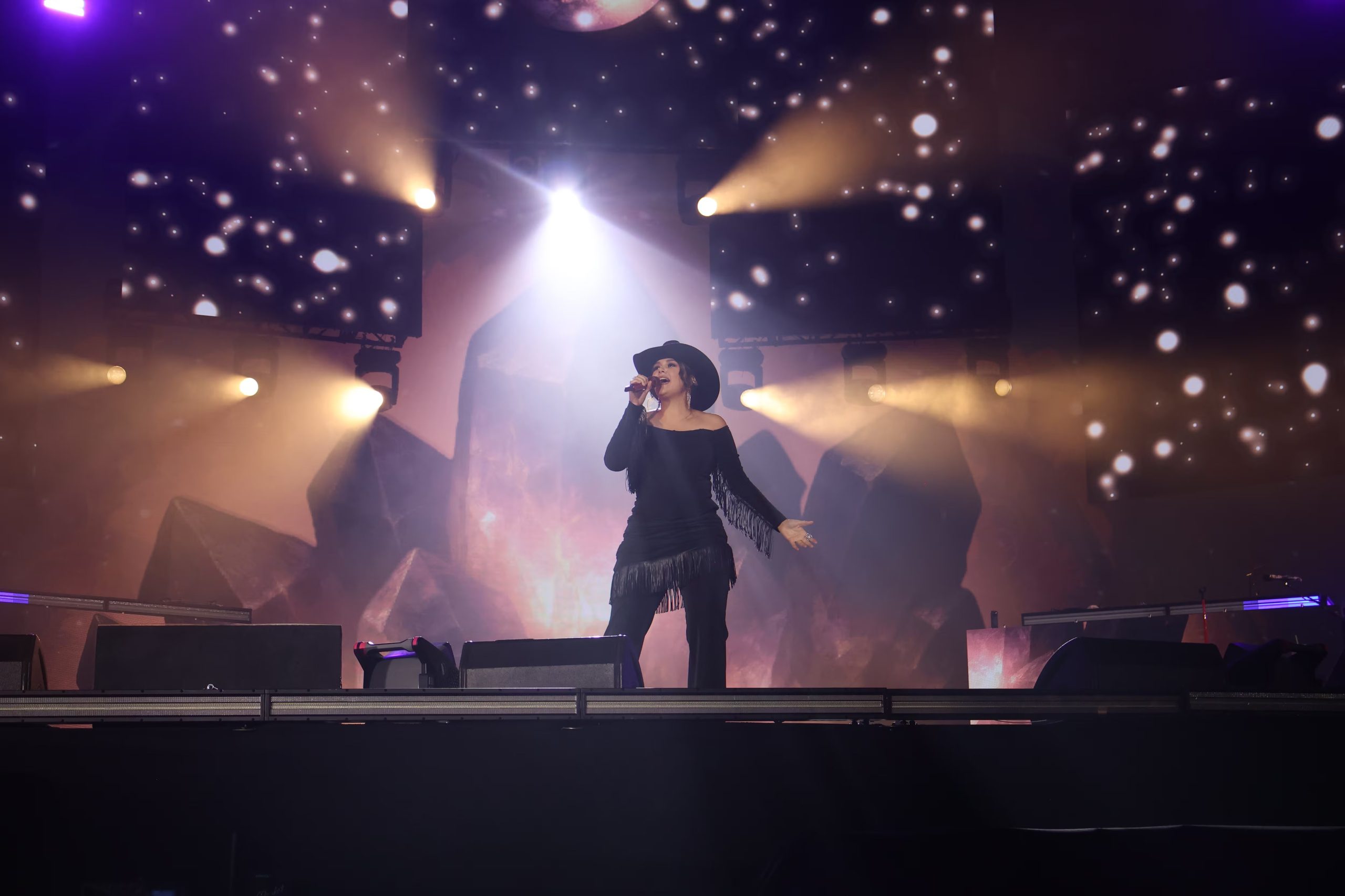 El antecedente inmediato de este logro se remonta a abril de 2025, cuando la cantante llenó La Plaza de Toros México, con capacidad para más de 40 mil personas (Selene Miranda/Infobae México)