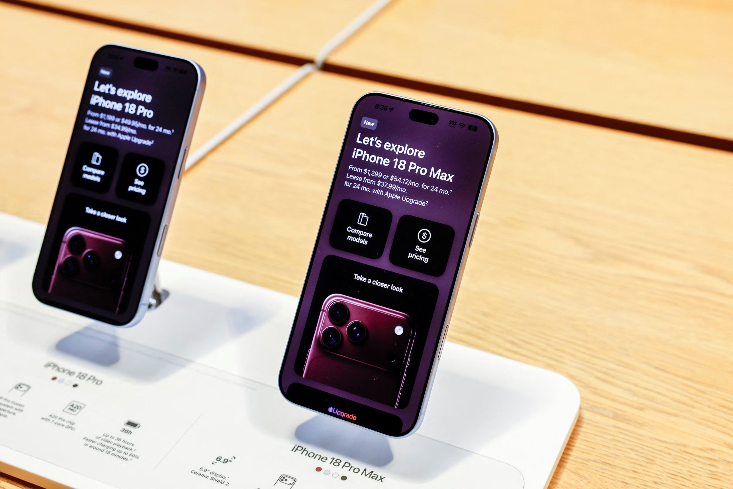 Los iPhone 18 Pro y 18 Pro Max incorporan el procesador A20 Pro, un sistema de cámara de vapor y una apertura variable para la cámara. REUTERS/Jeenah Moon