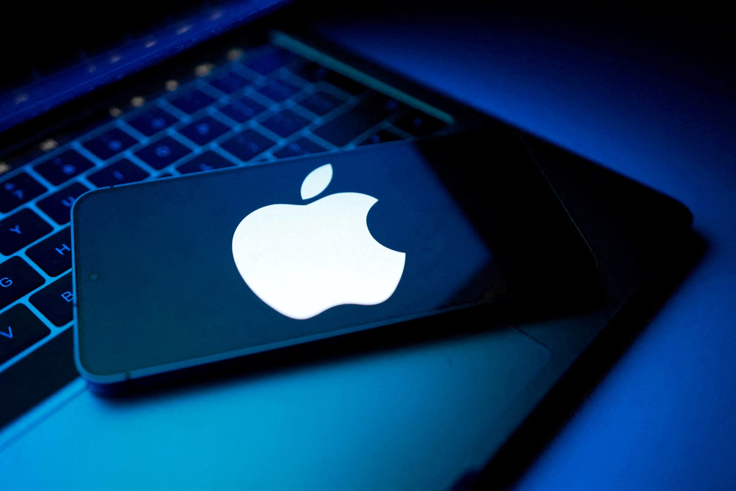 Apple lanzó Siri AI (impulsada por Apple Intelligence) el 14 de septiembre de 2026 inicialmente en inglés.
REUTERS/Dado Ruvic
