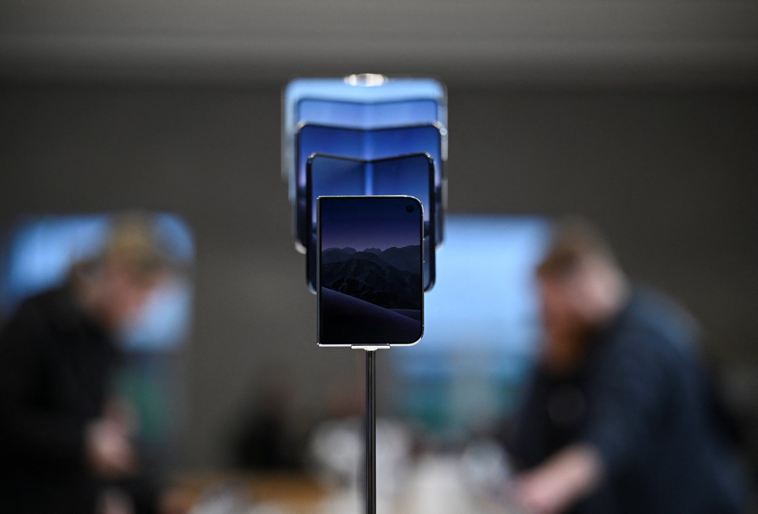 Apple ya se encuentra buscando una solución para la interfaz de Safari en el iPhone Duo. REUTERS/Annegret Hilse