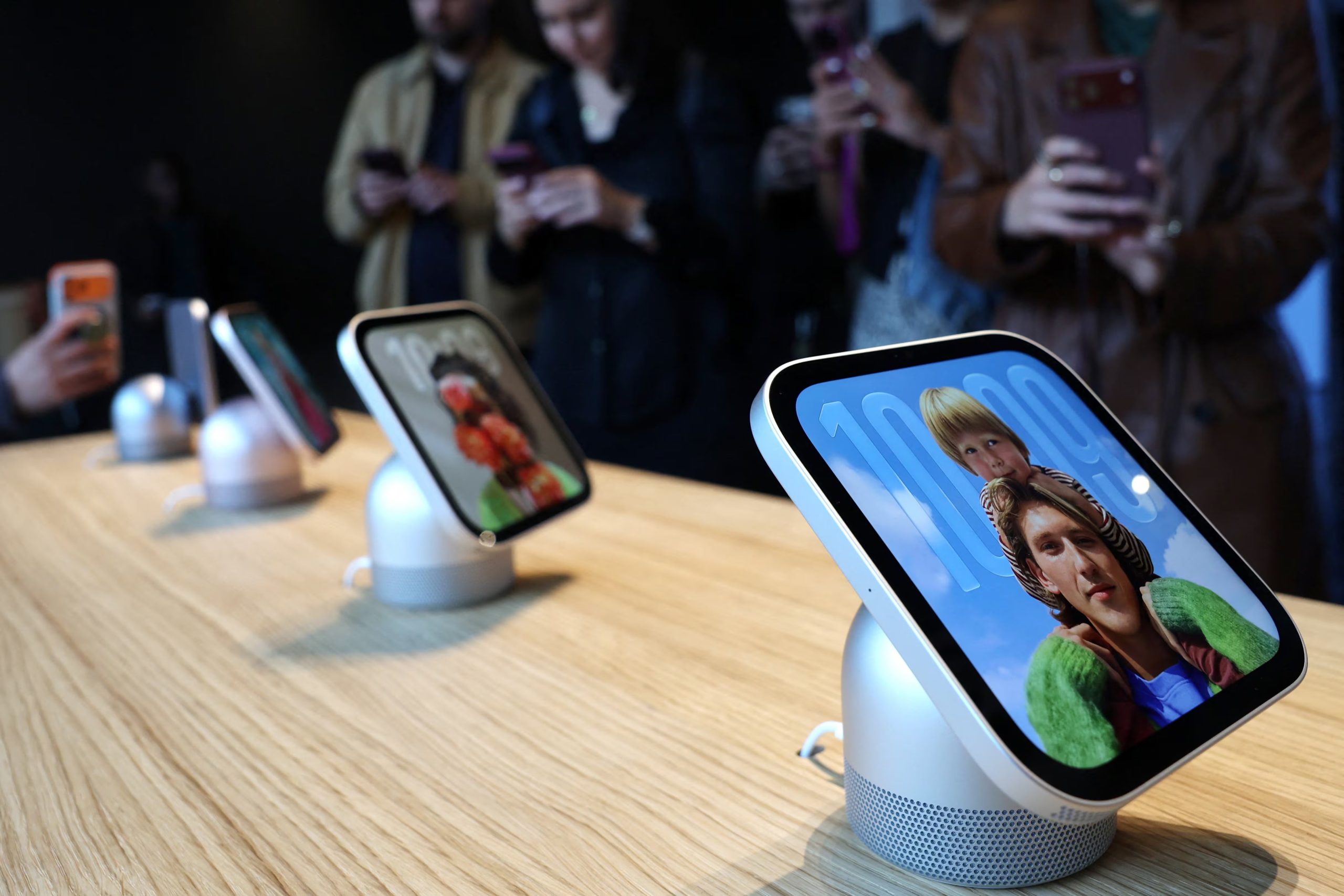 No es la primera vez que Apple tiene un dispositivo inteligente para la cocina, anteriormente tenía Apple News+ Food. REUTERS/Shannon Stapleton