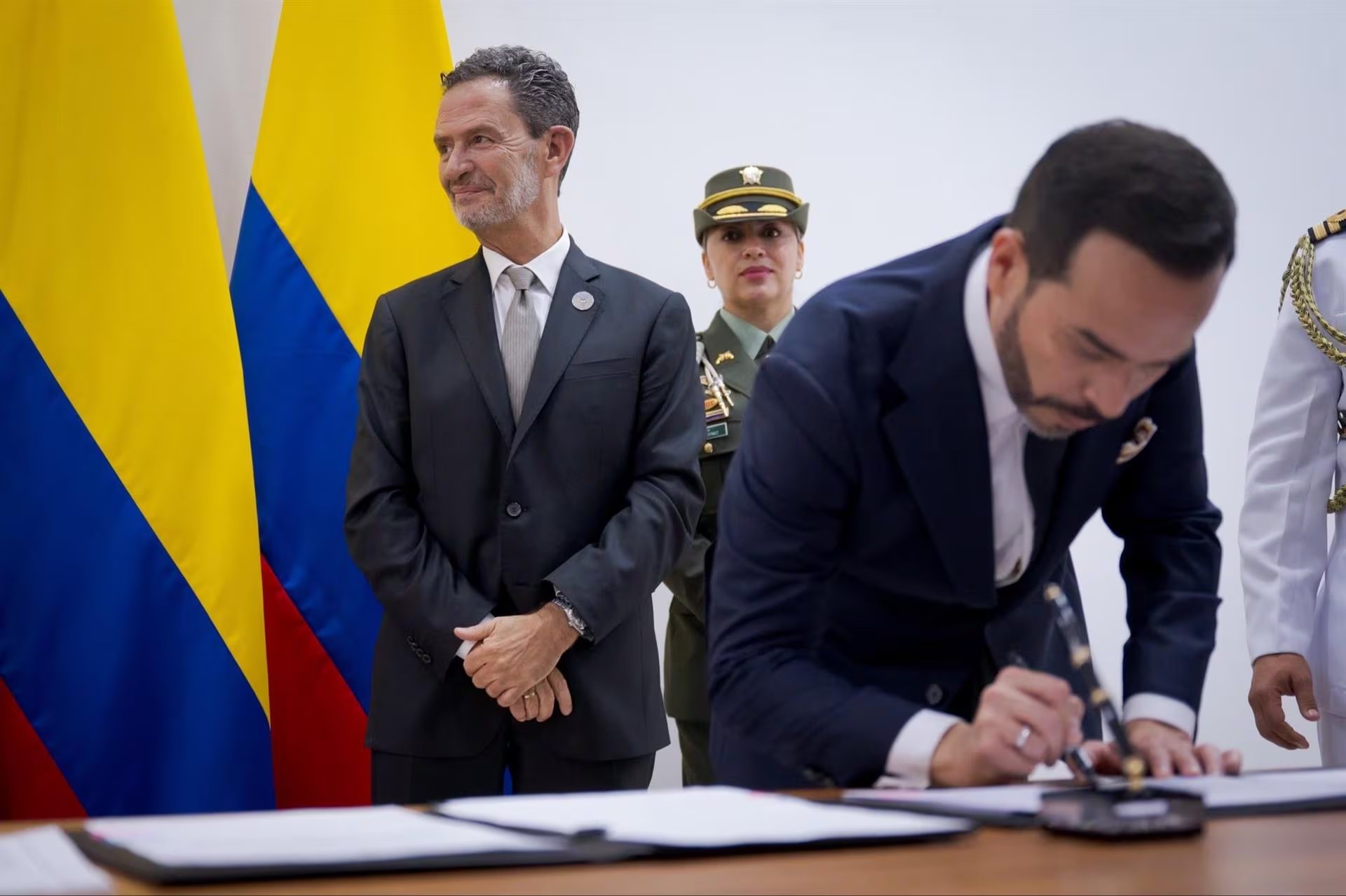 El presidente Abelardo de la Espriella fue el que dio la instrucción de que Colombia saliera del Grupo de La Haya - crédito Cancillería