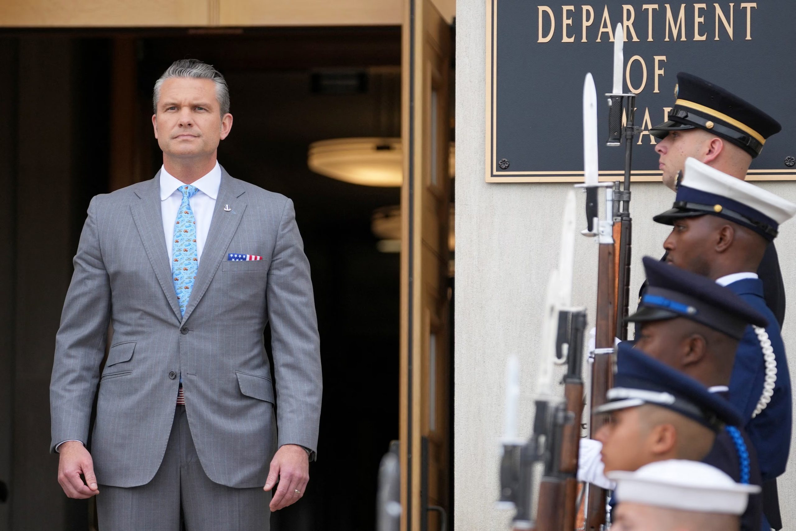 El secretario de Defensa de Estados Unidos, Pete Hegseth, anunció que los Institutos Confucio son considerados “una amenaza para la seguridad nacional” (REUTERS/Nathan Howard)
