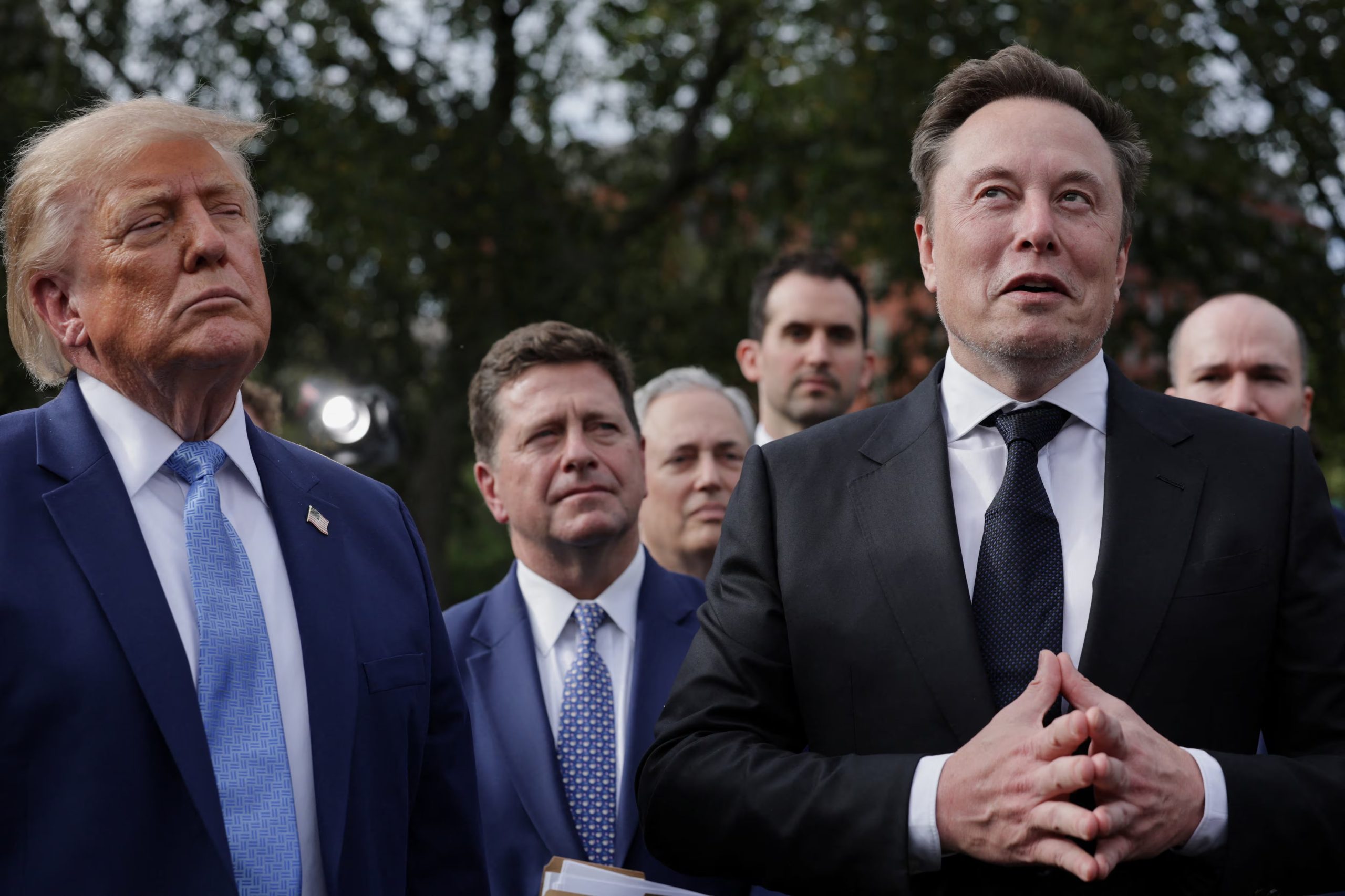 Elon Musk integrará un grupo de estudio sobre la guerra futura junto a Palmer Luckey y Newt Gingrich para aportar su experiencia tecnológica (REUTERS/Jonathan Ernst)