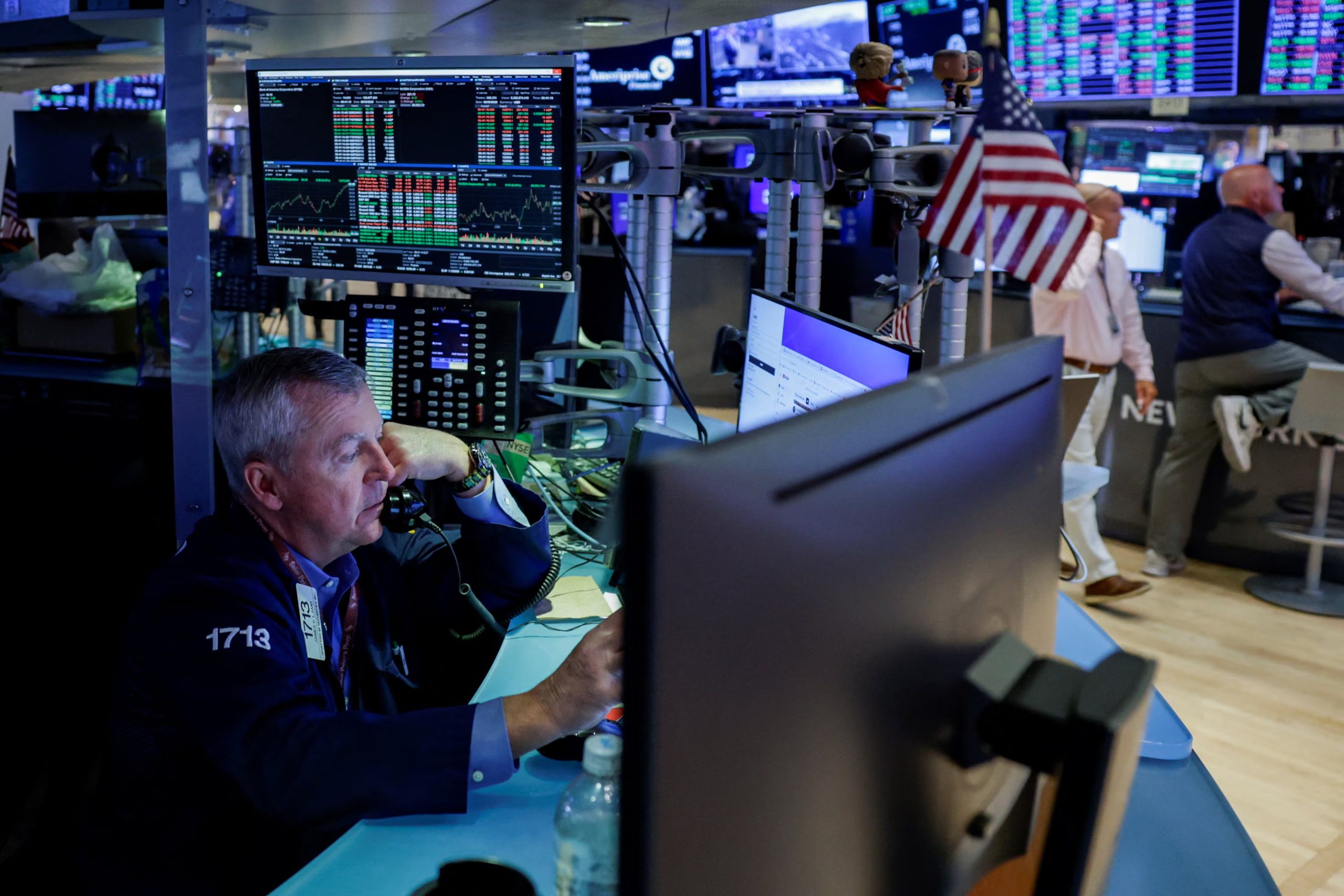 Los analistas proyectan un aumento superior al 30% en los beneficios del S&P 500 para el tercer trimestre. (REUTERS/Jeenah Moon)