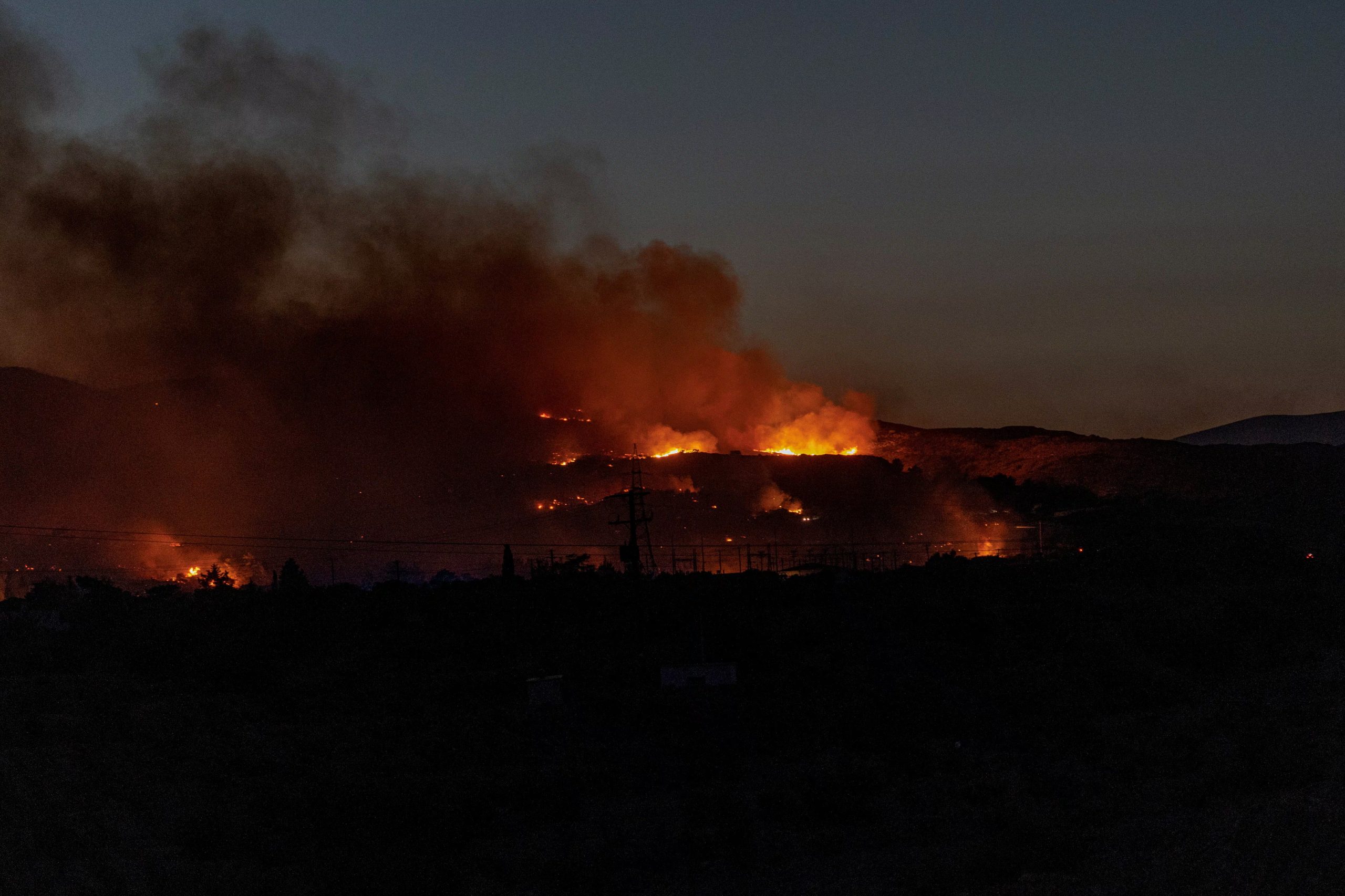 Las regiones operativas Northern Rockies y Eastern registran una mayor susceptibilidad a fuegos extensos tras el paso de El Niño. (REUTERS/Nicolas Economou)