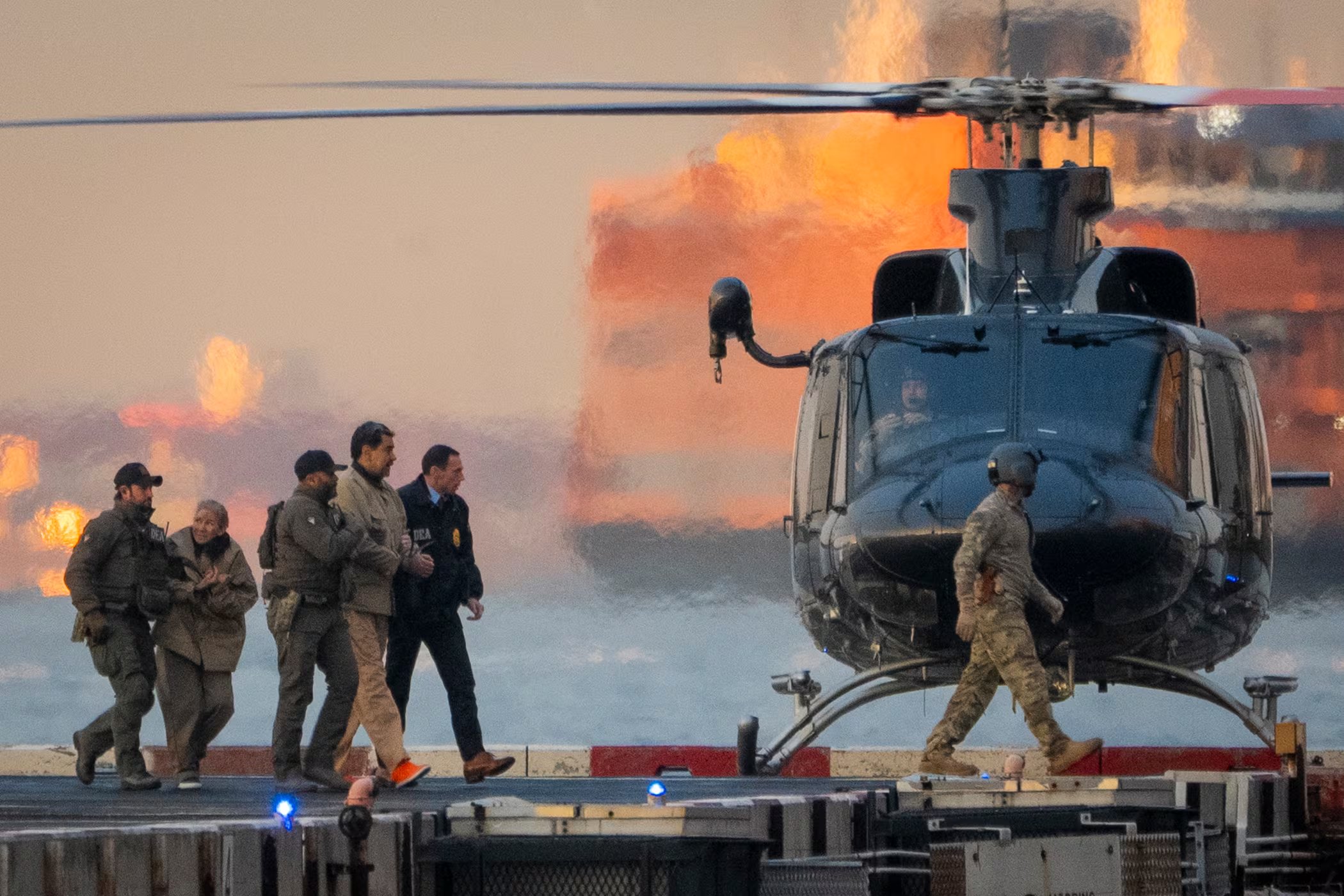 Fuerzas especiales de Estados Unidos capturaron el 3 de enero en Caracas a Maduro y Flores. (Vincent Alban/The New York Times)