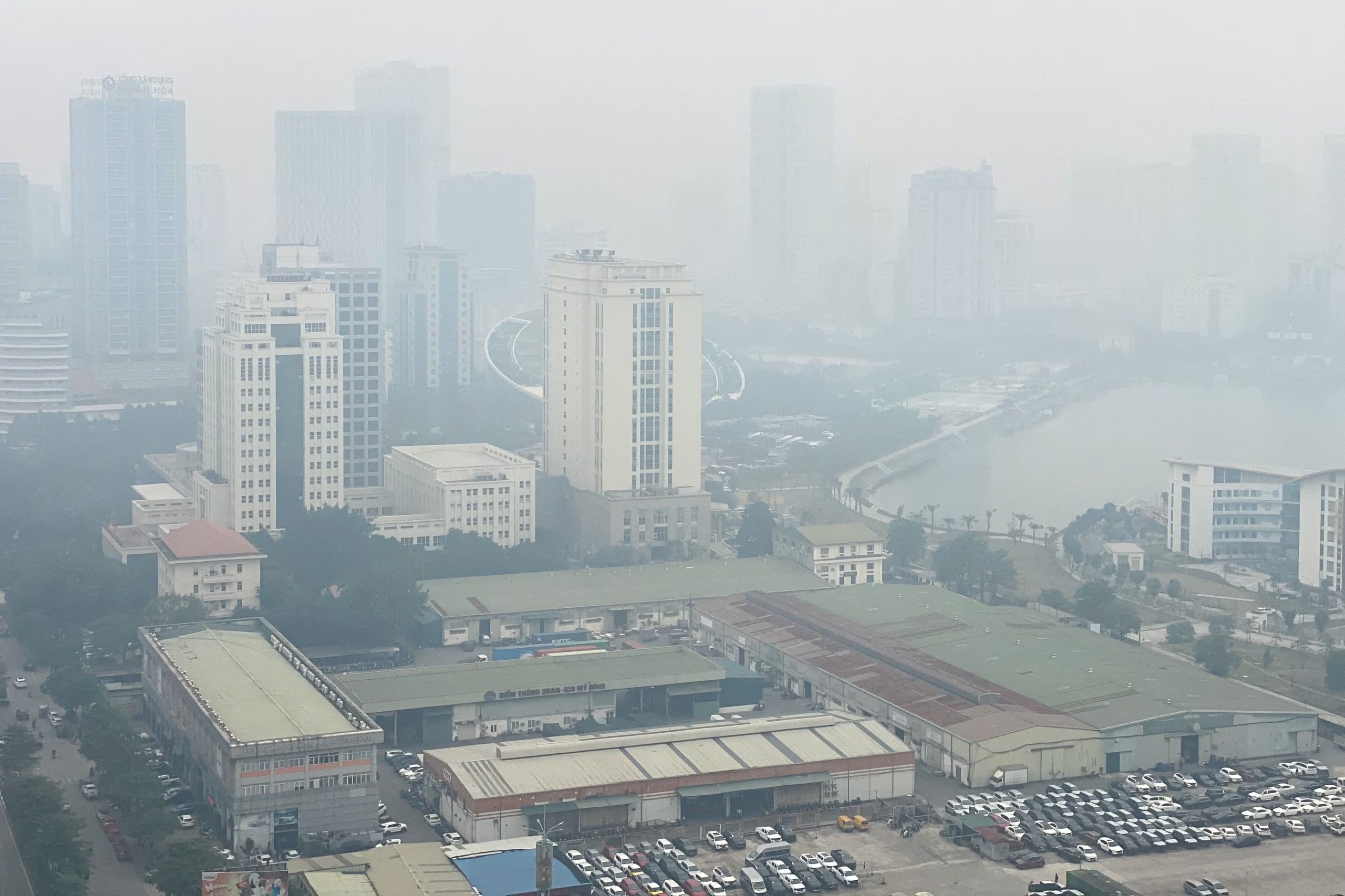 Nueve de cada diez habitantes en Asia estuvieron expuestos a concentraciones peligrosas de ozono durante 2026 (REUTERS/Thinh Nguyen)