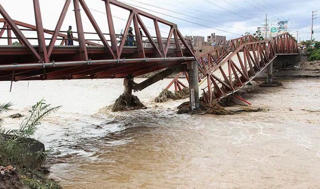 Los servicios meteorológicos monitorean la temperatura marina y la presión atmosférica para planificar medidas de prevención