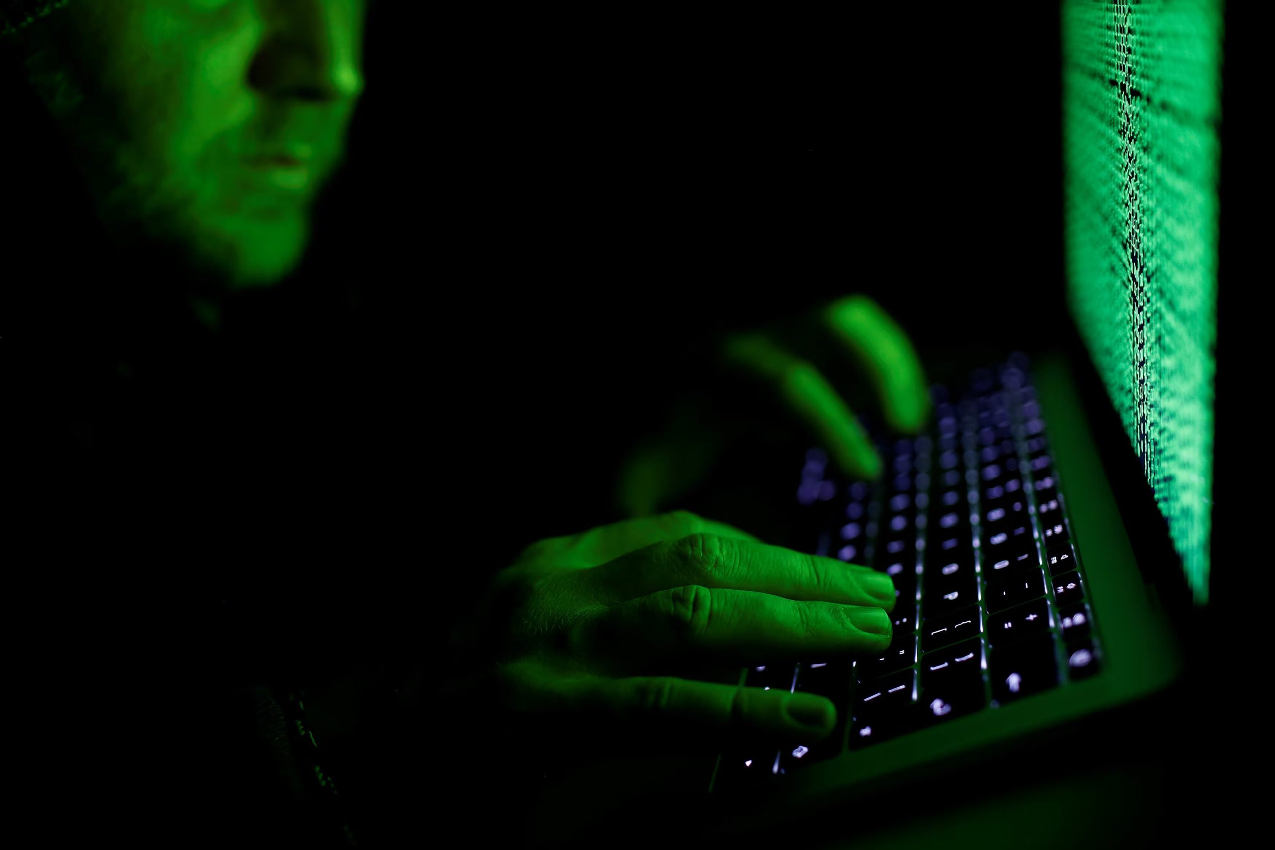El código malicioso puede ejecutarse en el nivel más privilegiado del procesador y eludir procesos de verificación de hardware. (Reuters)