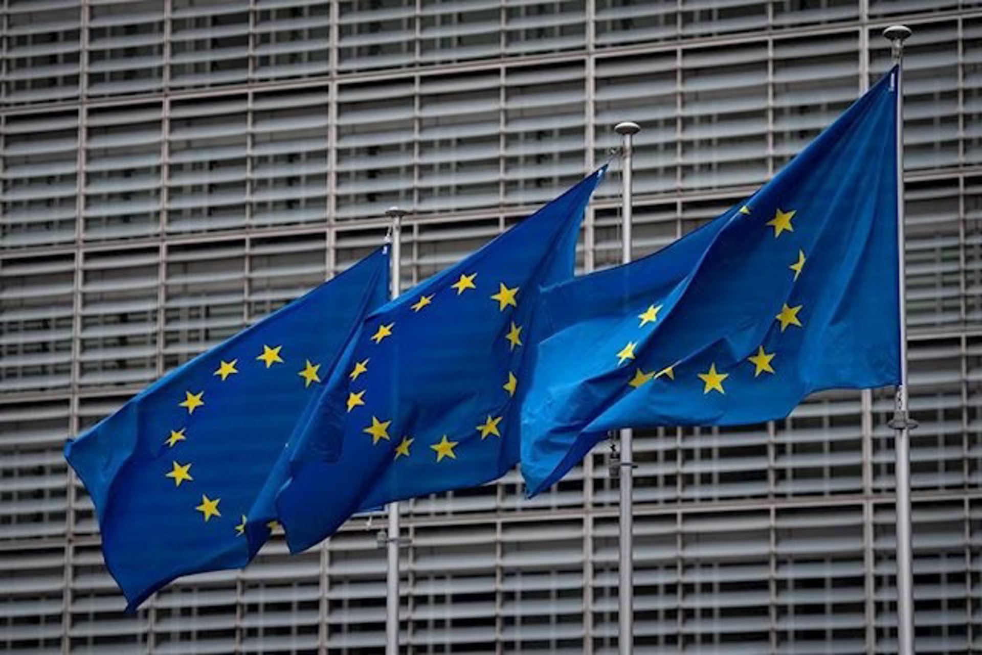 Los líderes europeos respaldaron las nuevas herramientas comerciales durante una cumbre sobre Ucrania, migración y el presupuesto del bloque.