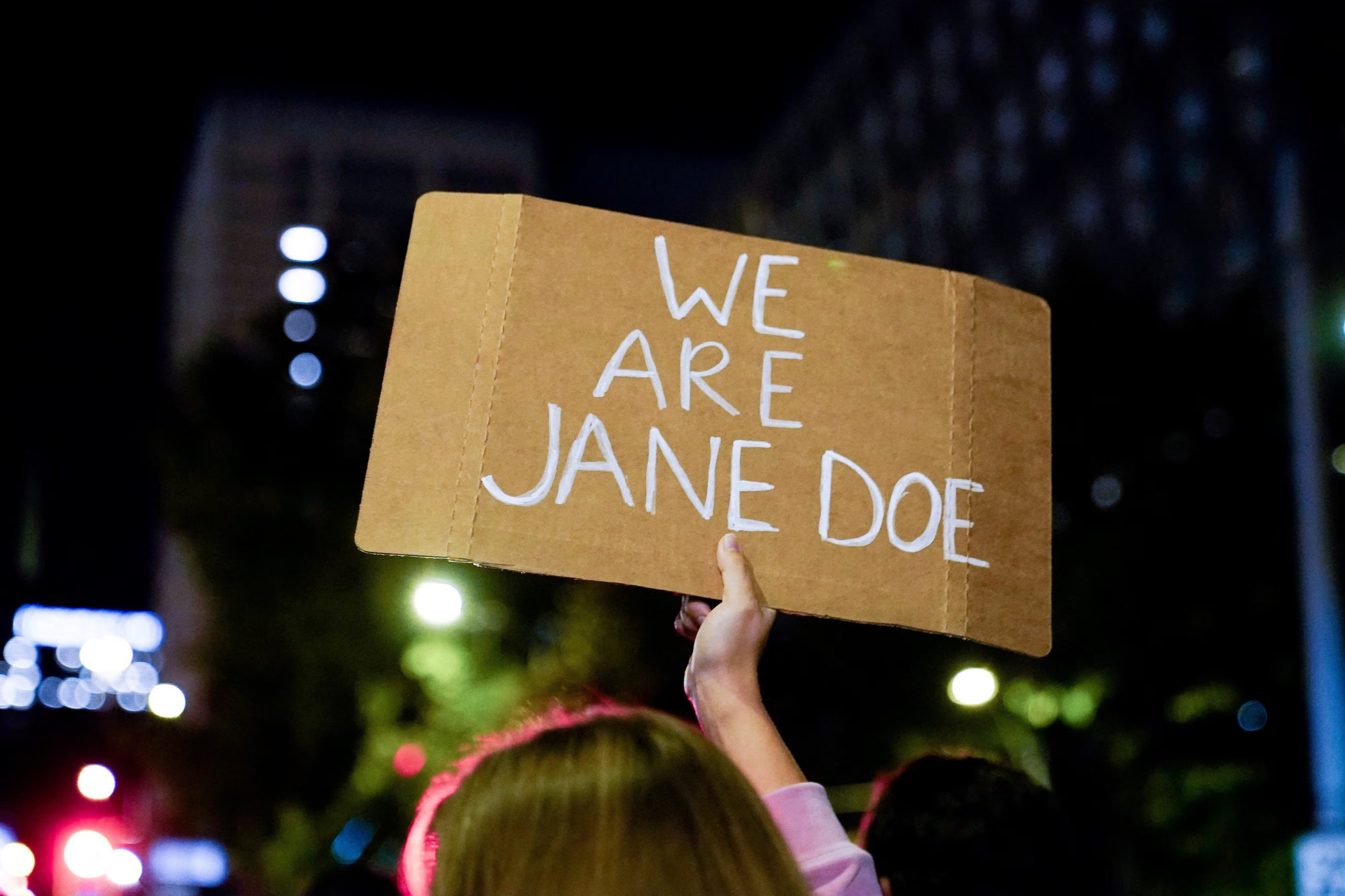 La denuncia presentada por una exestudiante, identificada judicialmente como Jane Doe, acusó a varios hombres de una presunta violación grupal en una fraternidad de Cornell en octubre de 2024 (REUTERS/David Ryder).