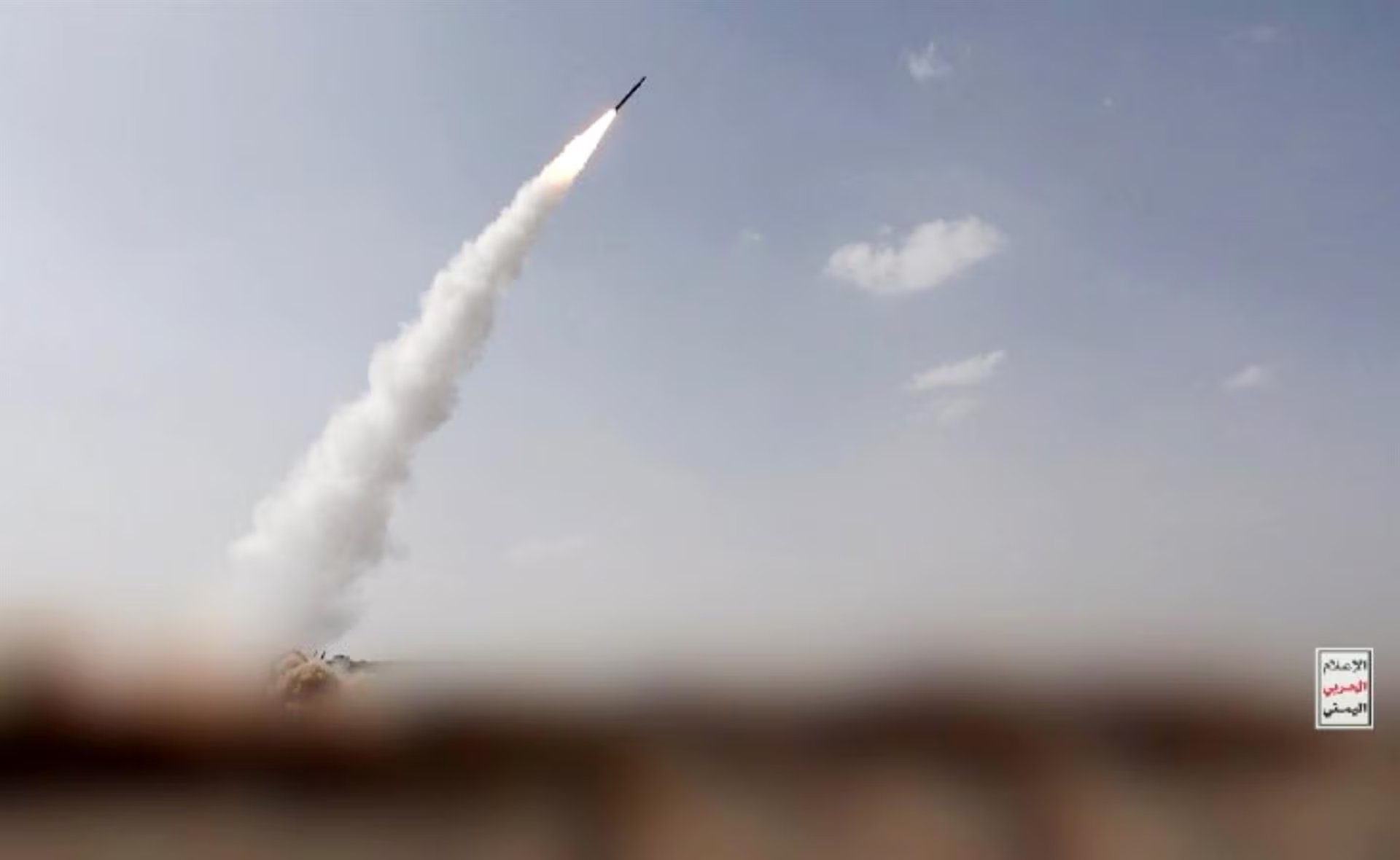 Las milicias hutíes de Yemen atacan en Arabia Saudí dos aeropuertos y una base aérea (Europa Press)