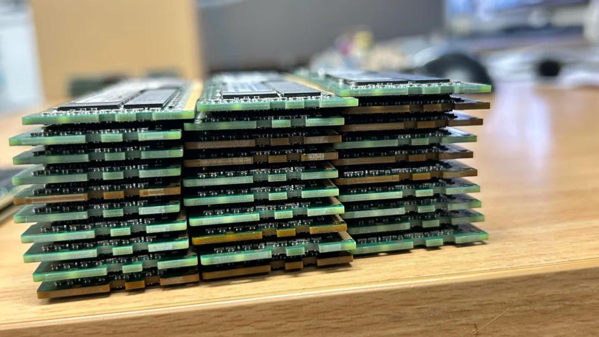 La memoria RAM seguirá encareciéndose en los próximos años. (Reddit)