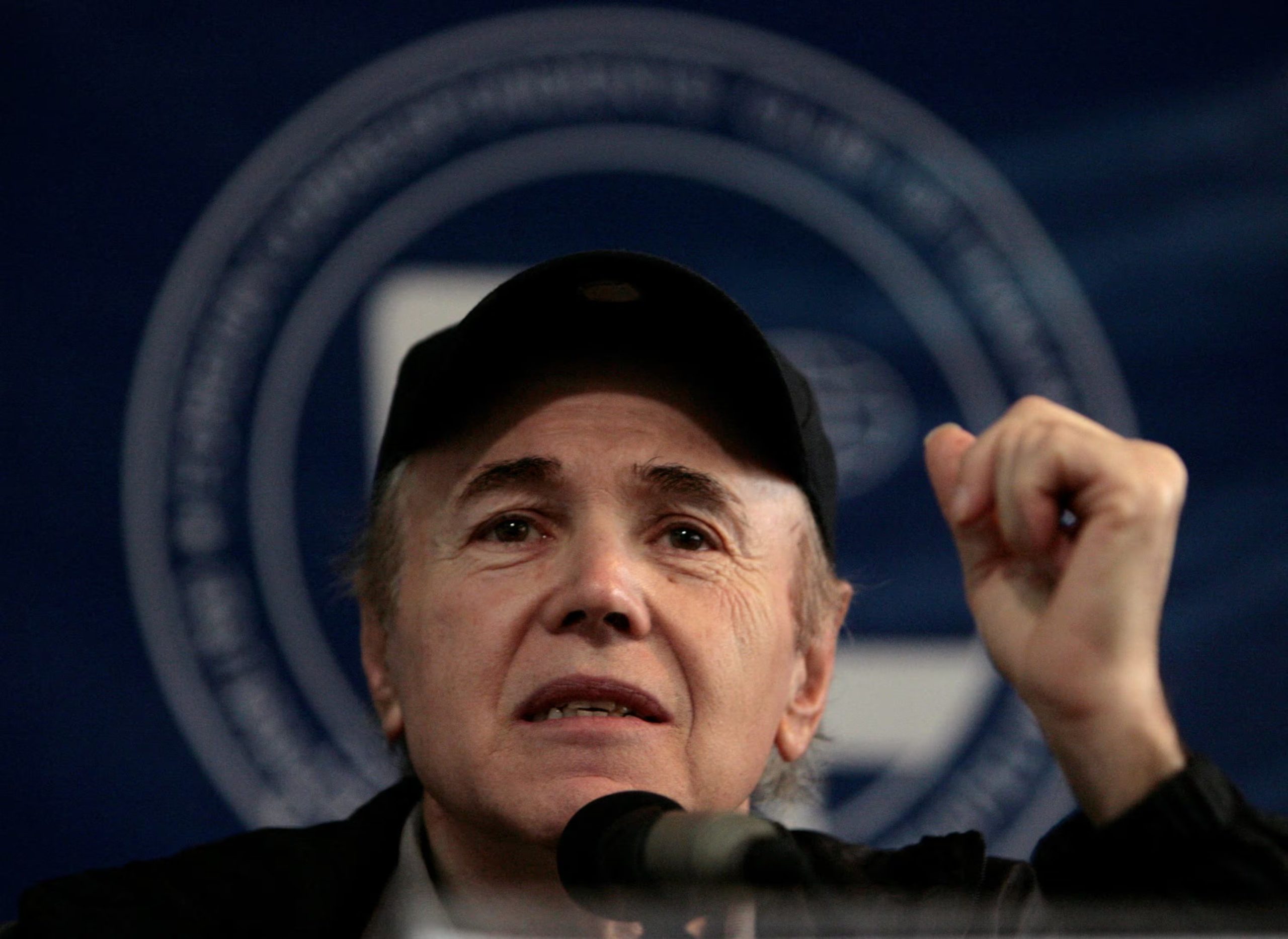 Las dificultades financieras tras el fin de la serie original impulsaron a Koenig a trabajar como guionista en la televisión de Estados Unidos. (REUTERS/Sukree Sukplang/File Photo)