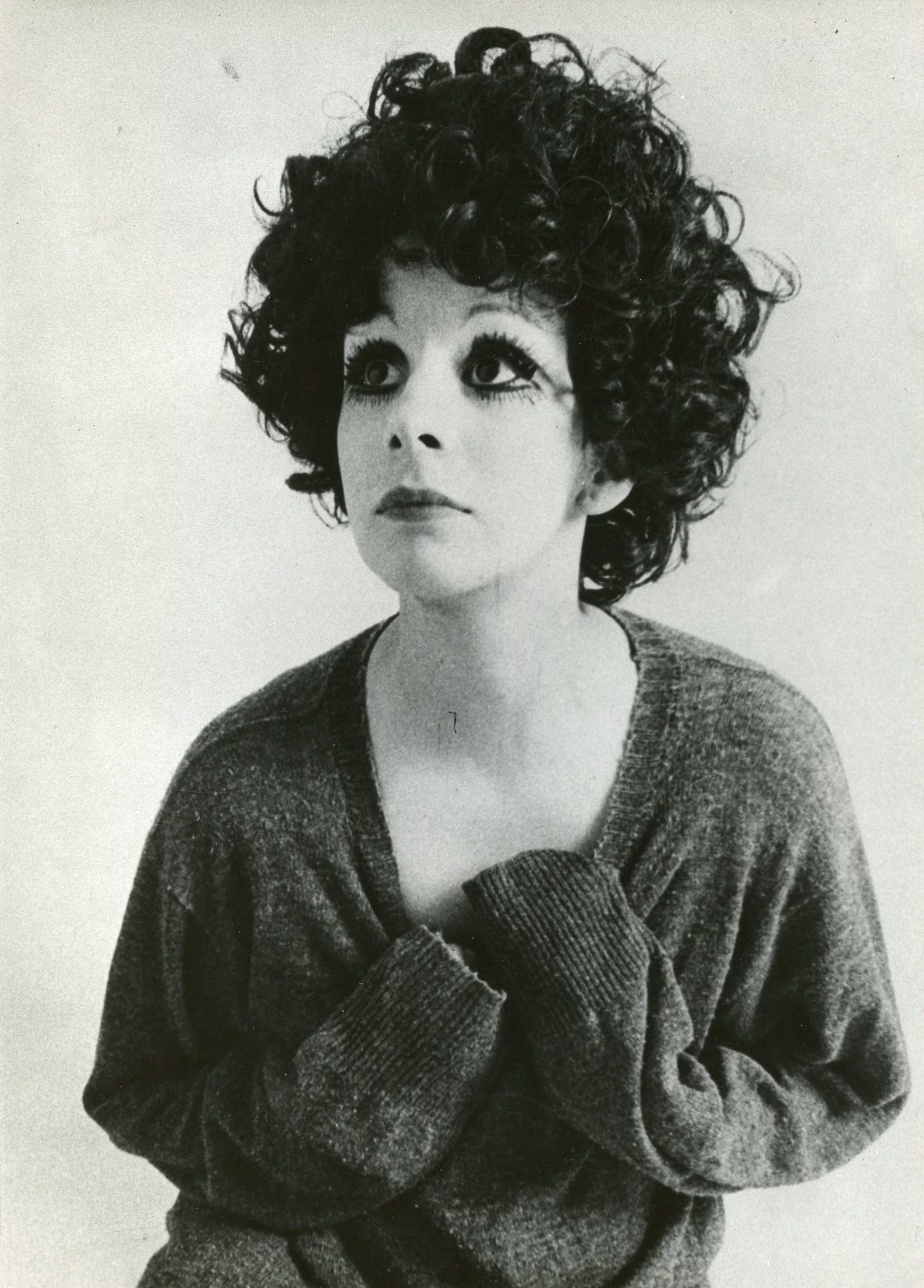 Nacha en el Instituto Di Tella, en 1969 (Fotografía Oscar Bony, Gentileza Museo Moderno)