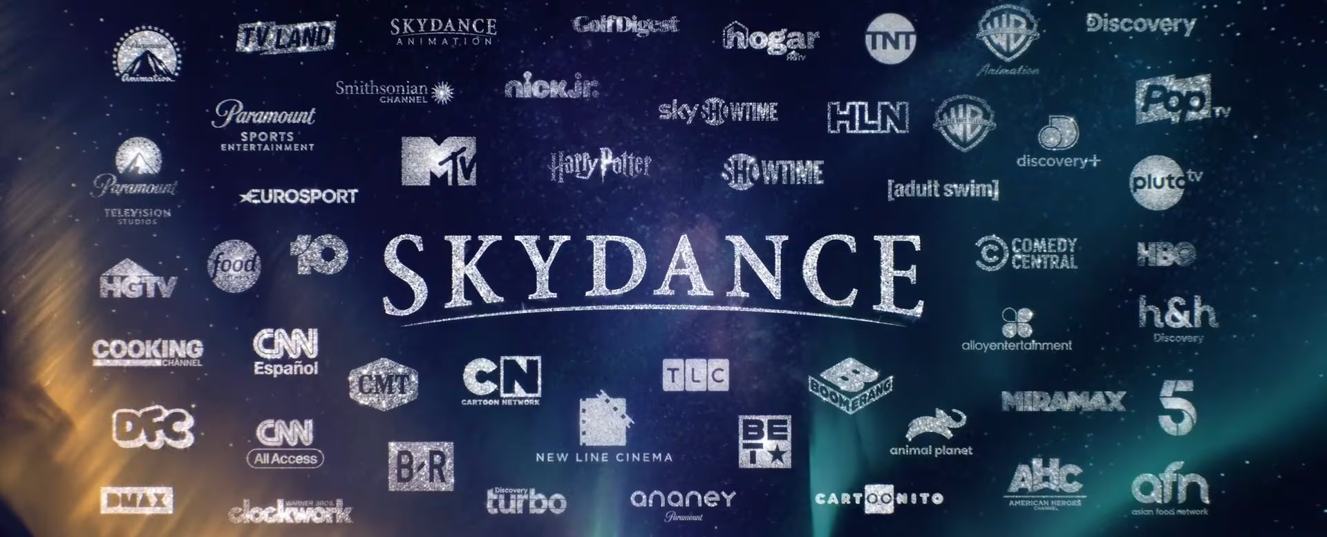 El logotipo de Skydance aparece rodeado por marcas de cine y televisión asociadas a las empresas Paramount y Warner (Captura de video: @ellisonskydance)