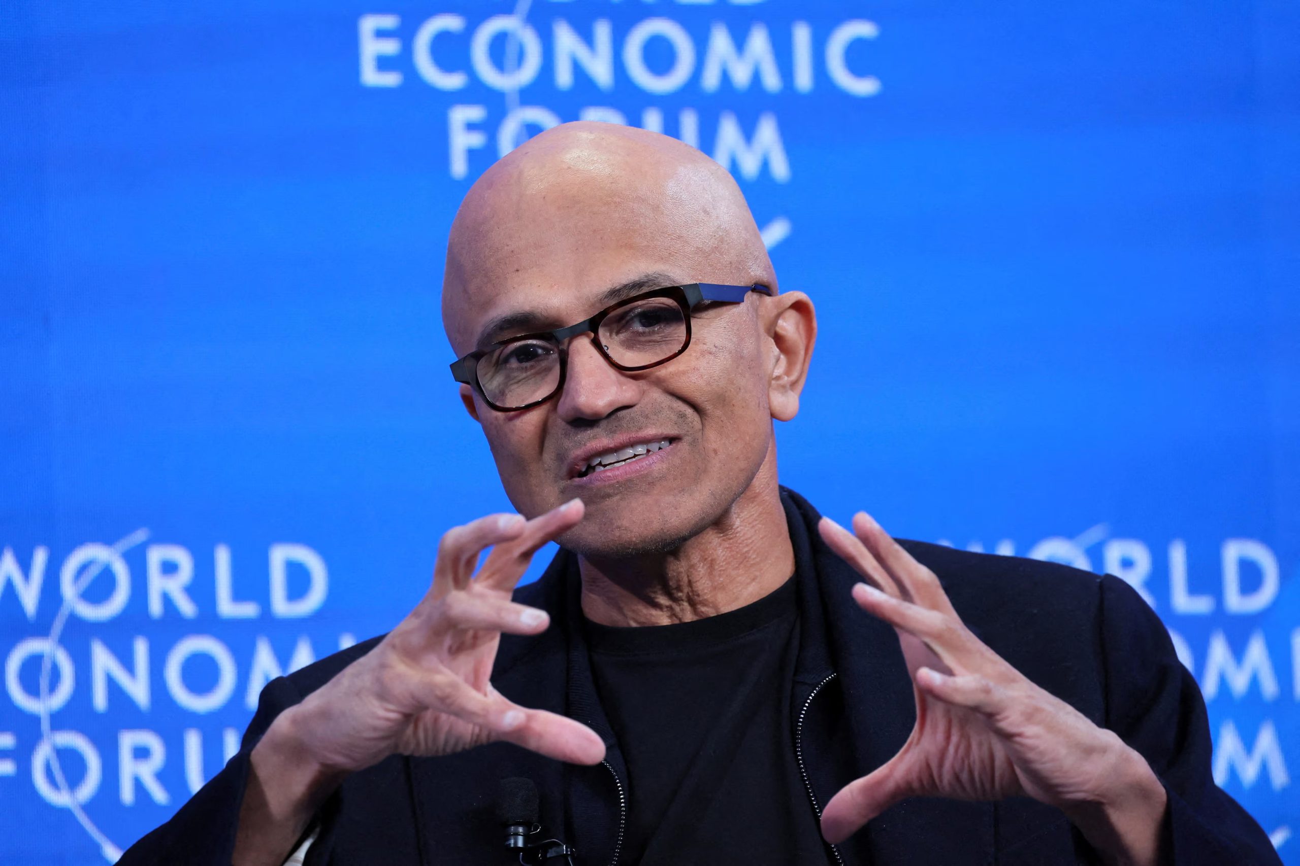 Nadella añade un matiz específico: poder observar la cadena de pensamiento del modelo es innegociable. 

 REUTERS/Denis Balibouse 