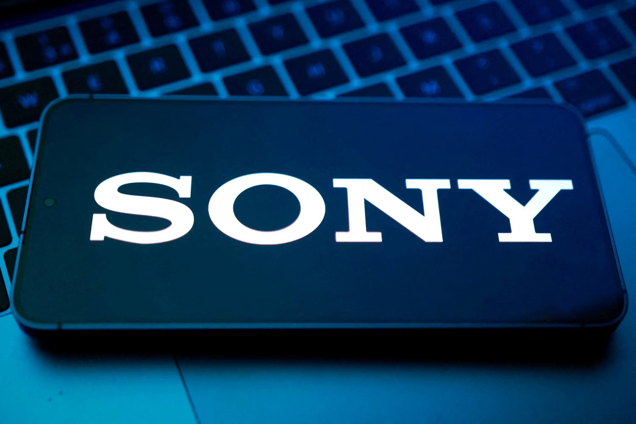 Sony busca regular el uso de la IA para la música. REUTERS/Dado Ruvic/Illustration/File Photo