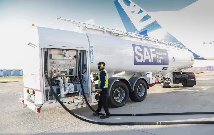 Varias aerolíneas internacionales ya están empezando a utilizar el SAF como combustible alternativo en alguno de sus vuelos